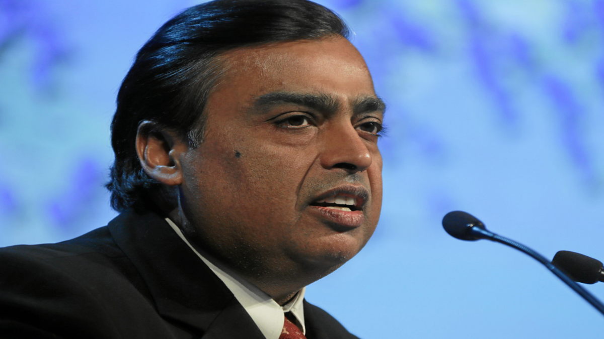 Mukesh Ambani re-enters $100 billion club