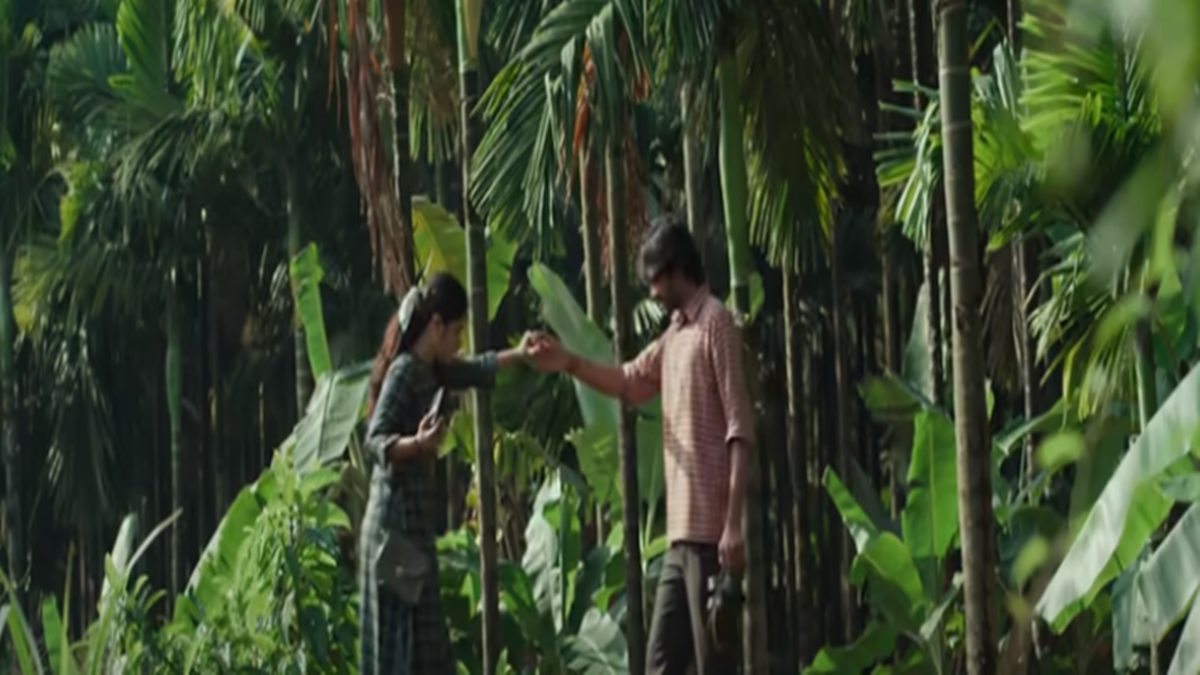Arambham Movie Review