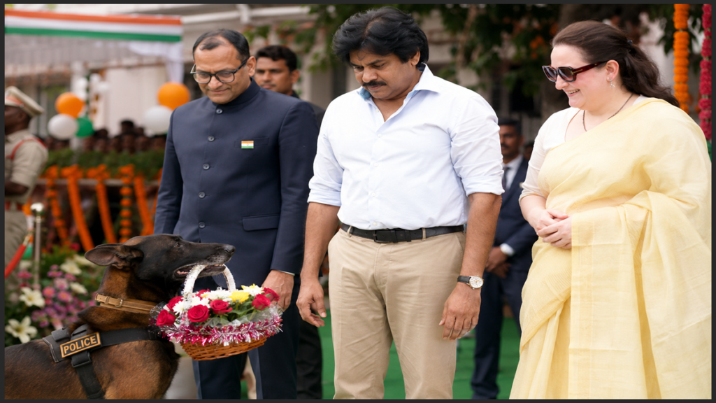 Pawan Kalyan police dog show Kakinada